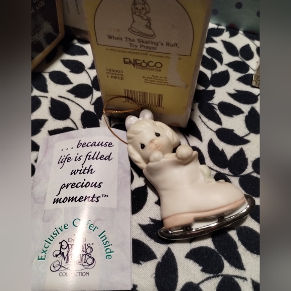 Precious Moments Ornament Bundle - Picture 5 of 7